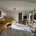 Apartament Les Rosieres Maxime-golf De Saint Tropez, Climatisee *