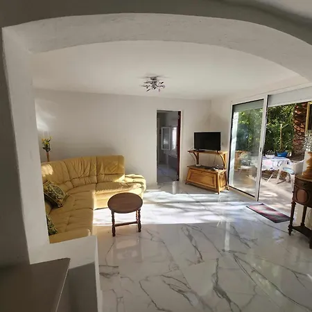 Daire Les Rosieres Maxime-golf De Saint Tropez, Climatisee Sainte-Maxime