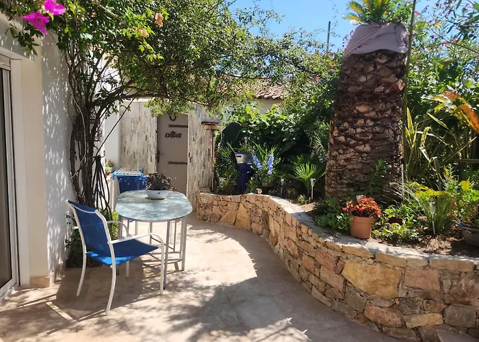 Les Rosieres Maxime-golf De Saint Tropez, Climatisee